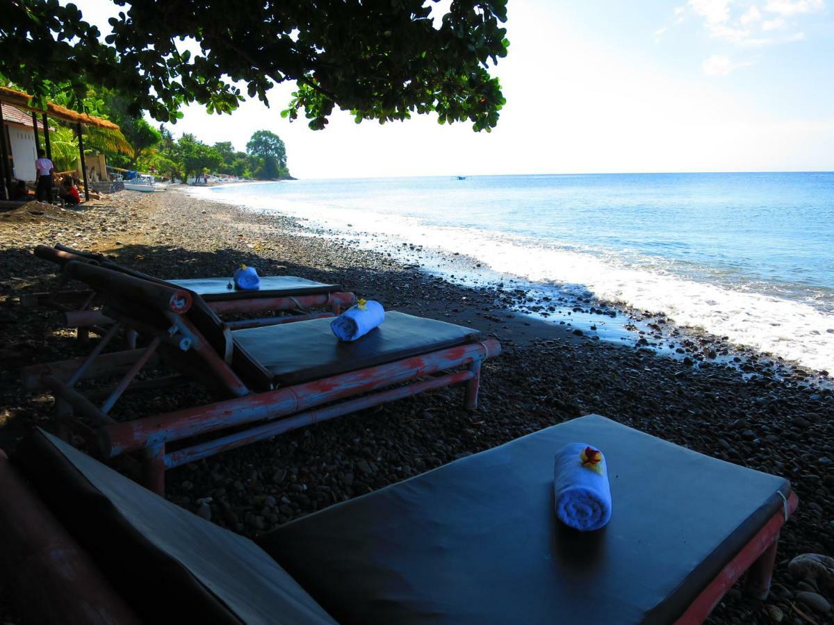 Rising Star Beach Resort Amed  Exterior photo